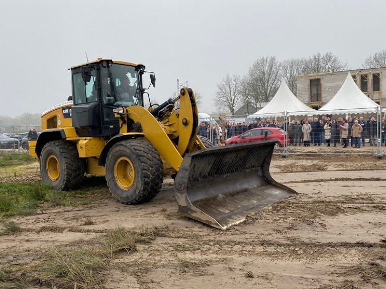 Bouw ’t Veld in Geffen officieel van start